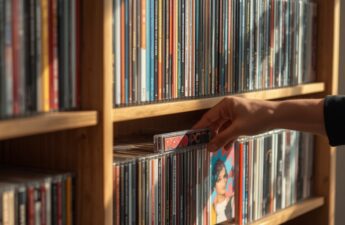 Płyty CD z muzyką pop